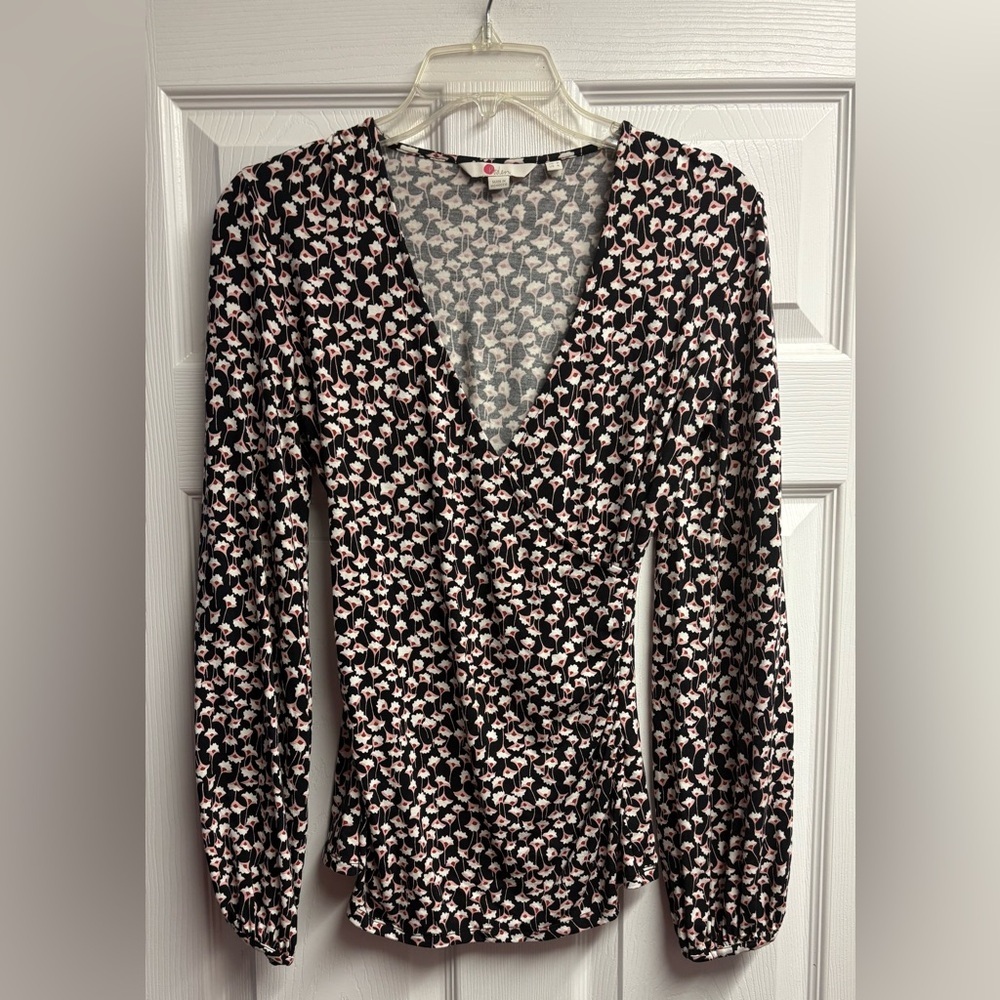 Boden Floral Faux Wrap Blouse W/ Ruched Sides & Long Sleeves  Size 4